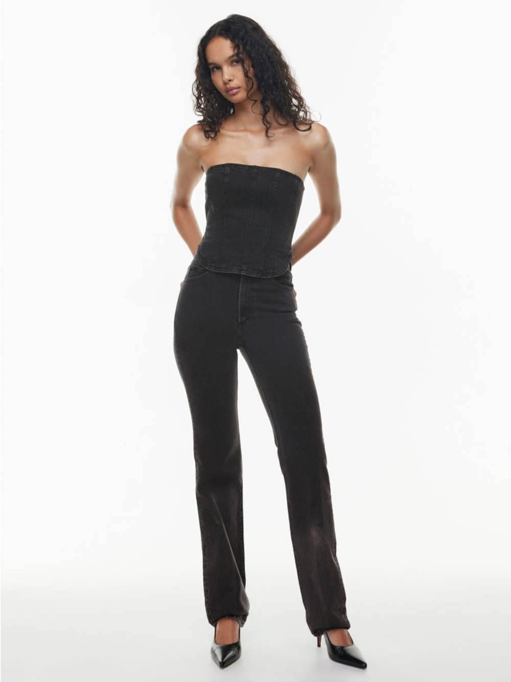 NWT Aritzia- Denim Forum 90s stacked bootcut jeans in black eyeliner size 24